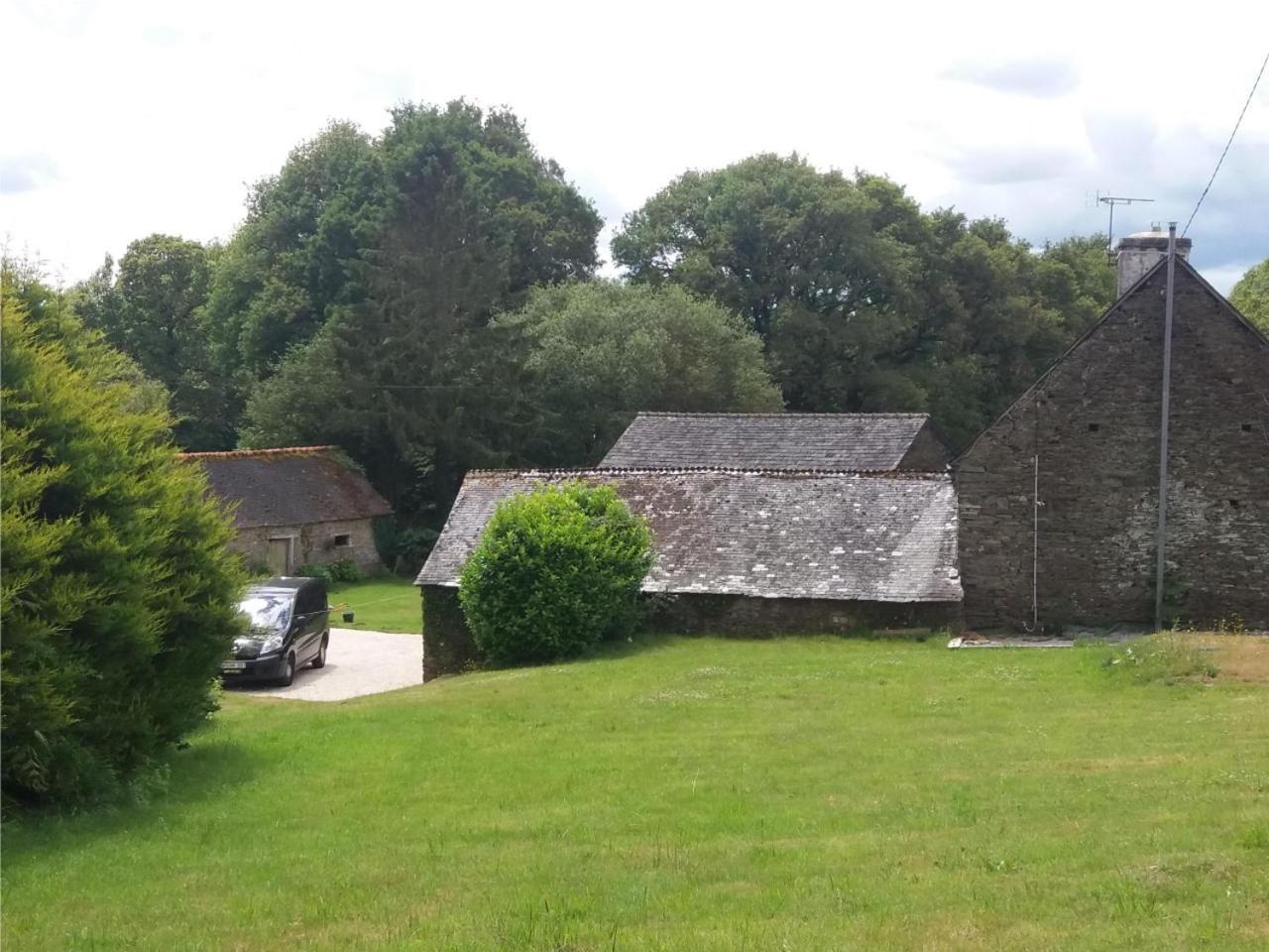 Plussulien Le Parfum Des Fleurs Bed & Breakfast エクステリア 写真
