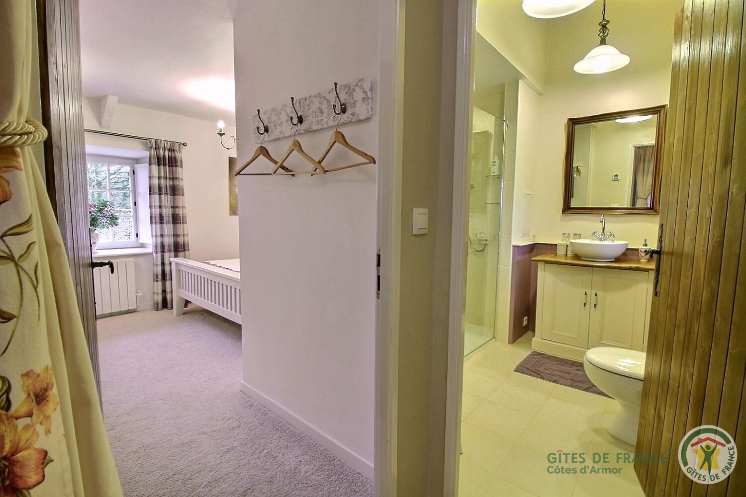 Plussulien Le Parfum Des Fleurs Bed & Breakfast エクステリア 写真